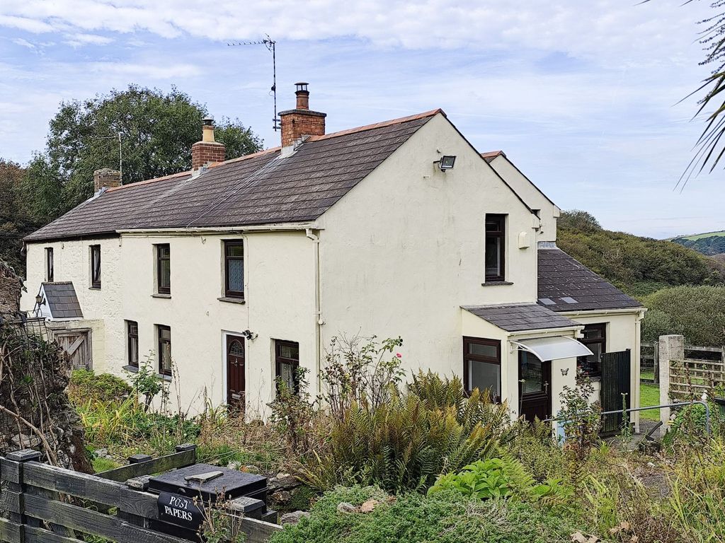 Property photo 1 of 24