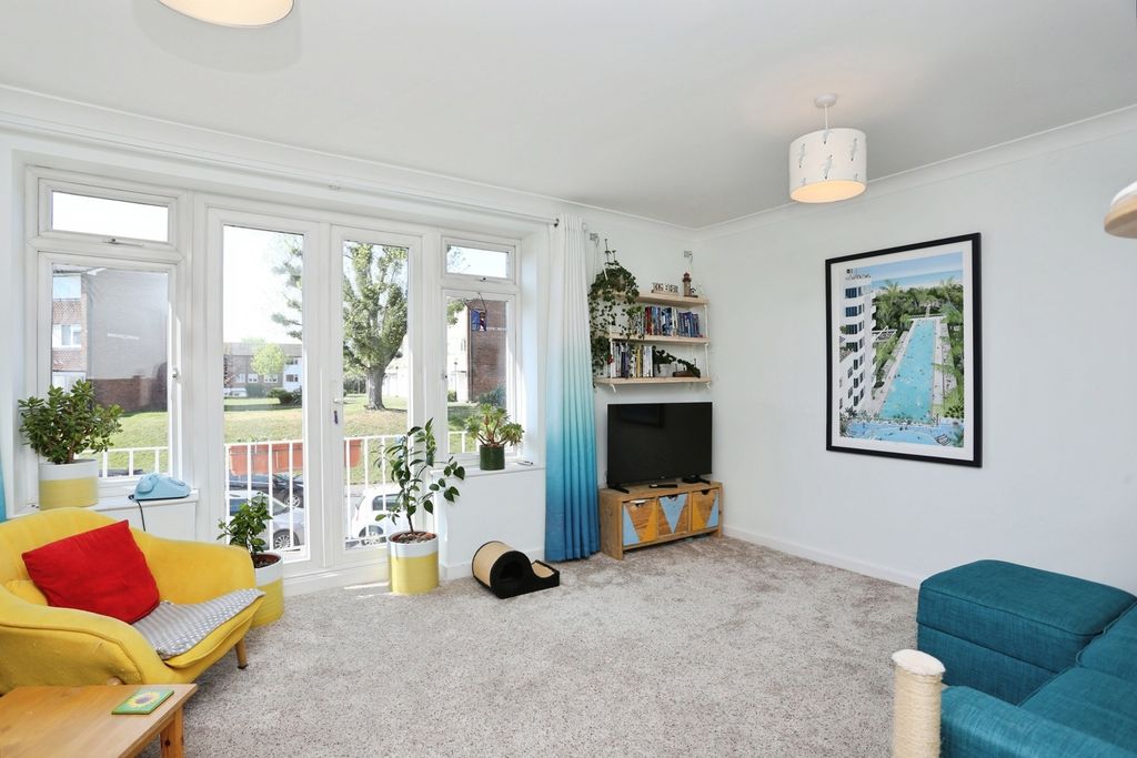 Property photo 2 of 20 Pbox-Img.Jpg