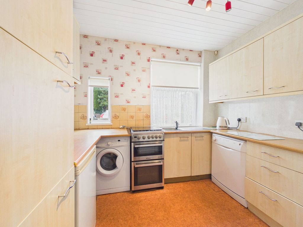 Property photo 2 of 15 Kitchen