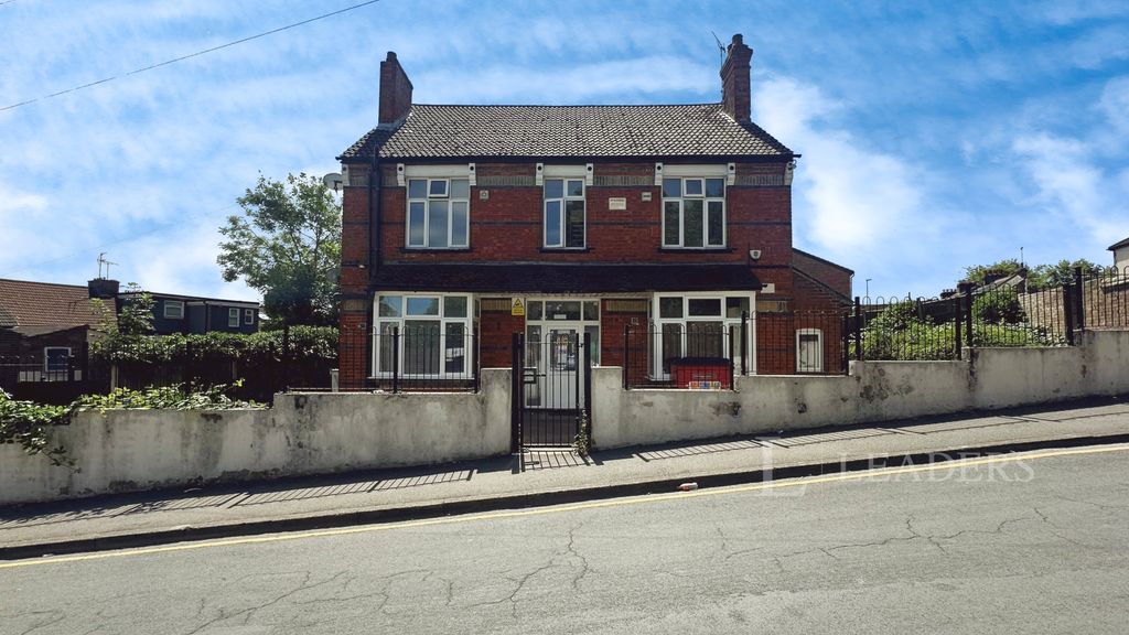 Property photo 1 of 15 1