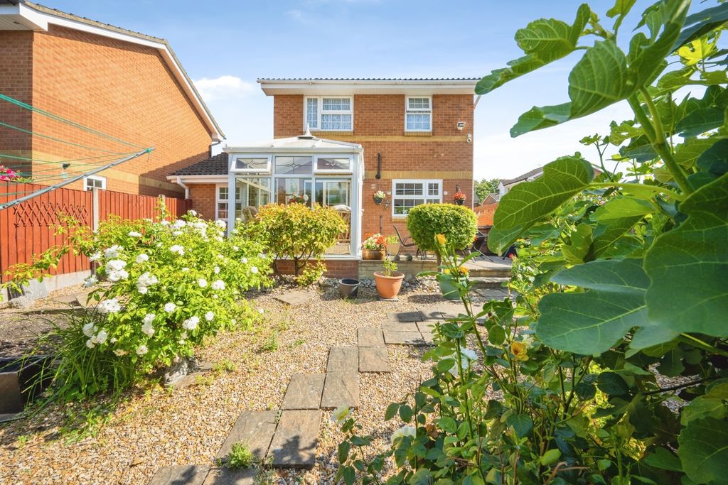 Property photo 2 of 19 Pbox-Img.Jpg