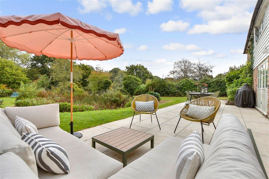 Property photo 3 of 19 Patio / Decking