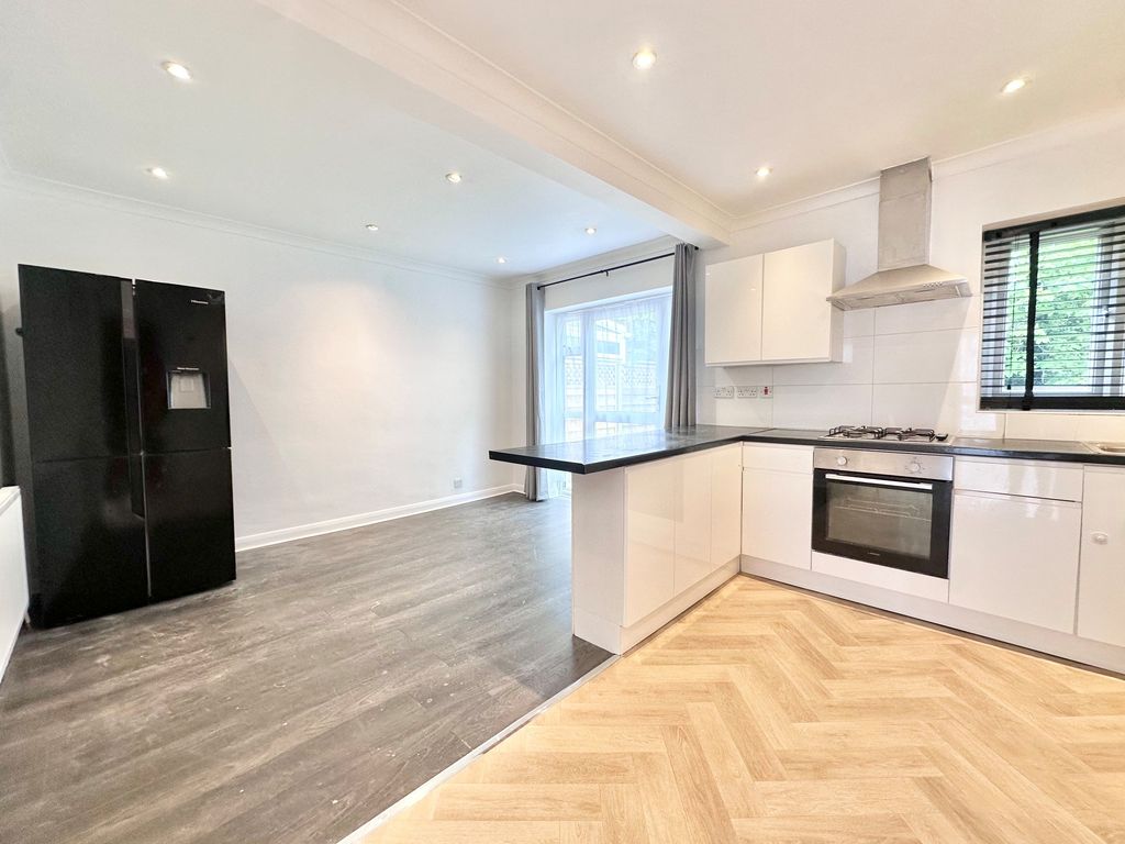 Property photo 2 of 12 Kitchen-Diner