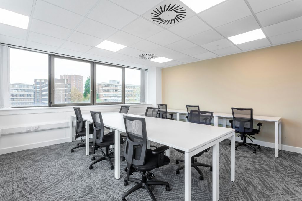 Property photo 2 of 6 Regus Salop Street 5675 Wolverhampton UK Large Office 1.Jpeg