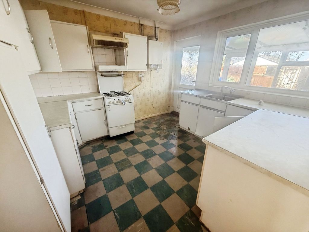 Property photo 2 of 9 Picture No. 10