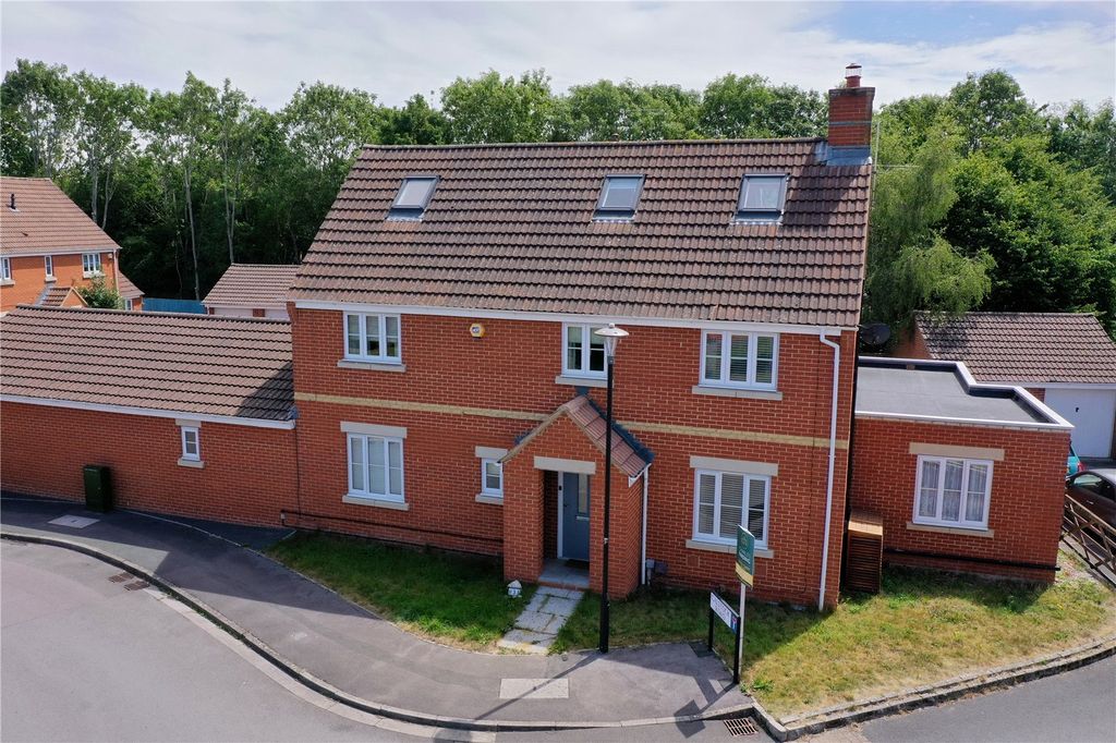 Property photo 1 of 31 Picture No. 50