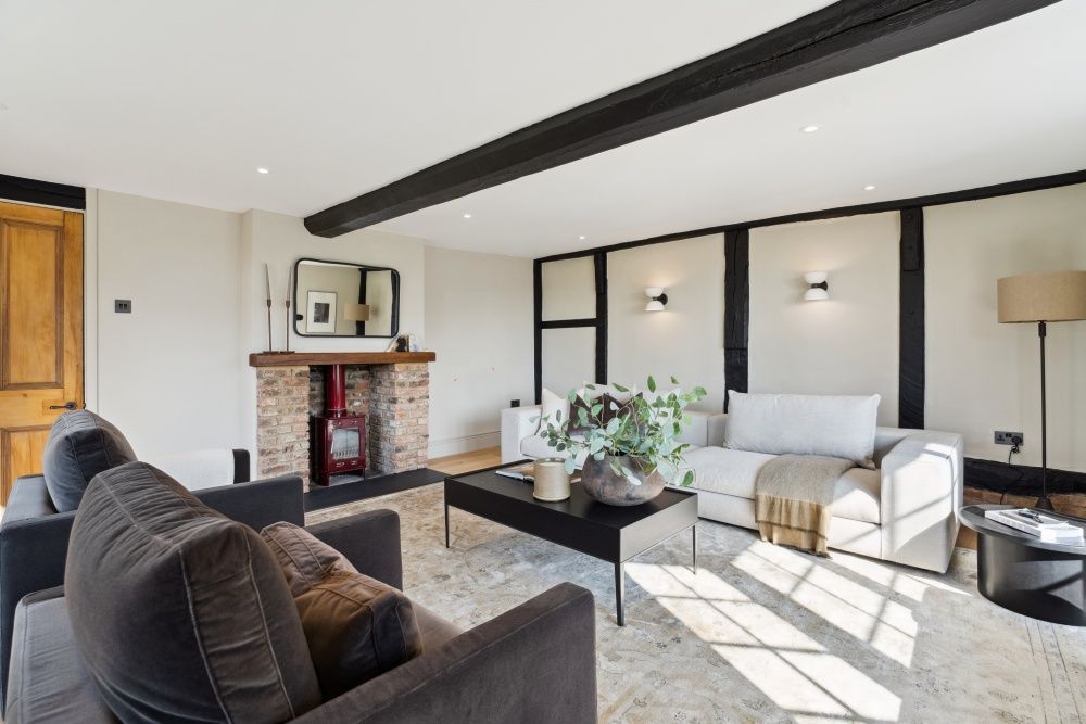 Property photo 3 of 27