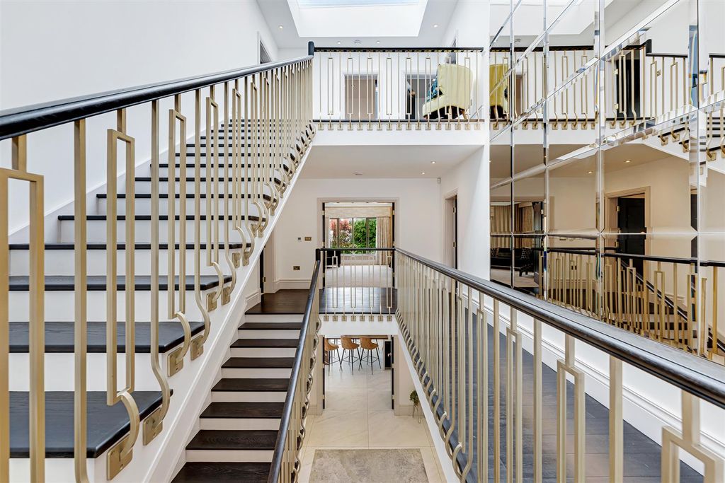 Property photo 3 of 66 41 Massams Lane Formby-46.Jpg