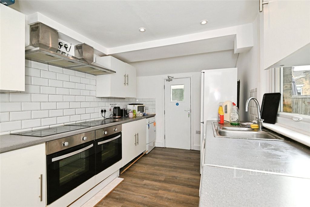 Property photo 2 of 8 Picture No. 02