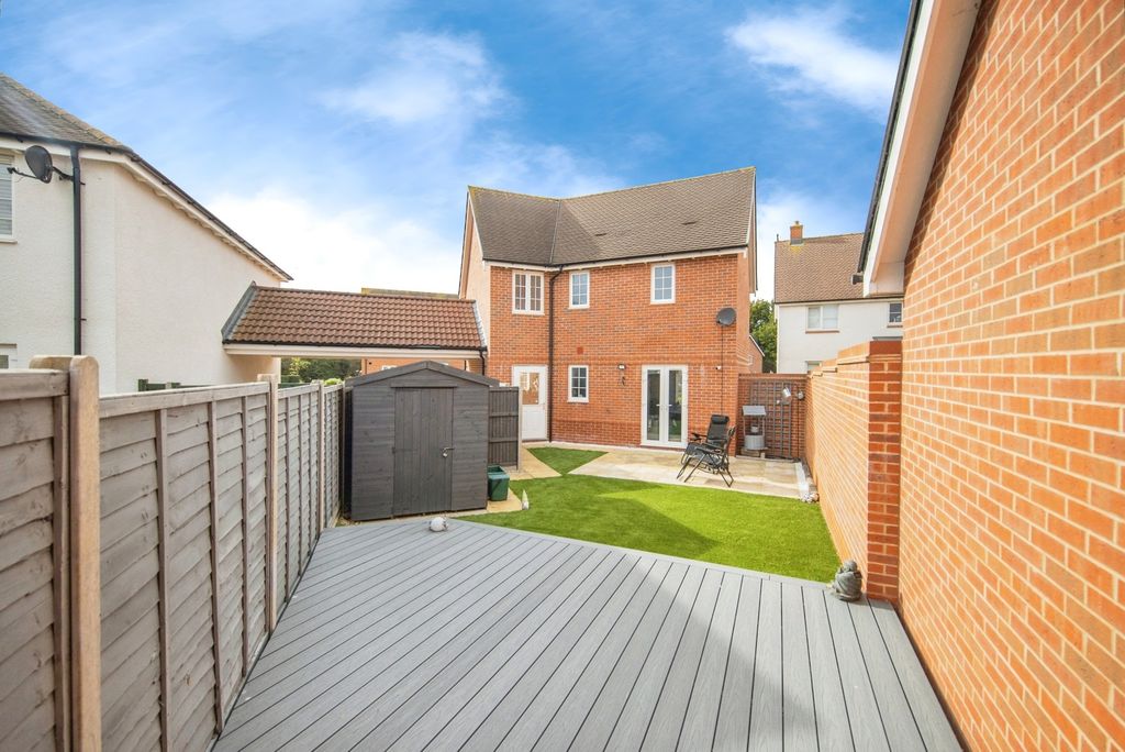 Property photo 1 of 15 Photo