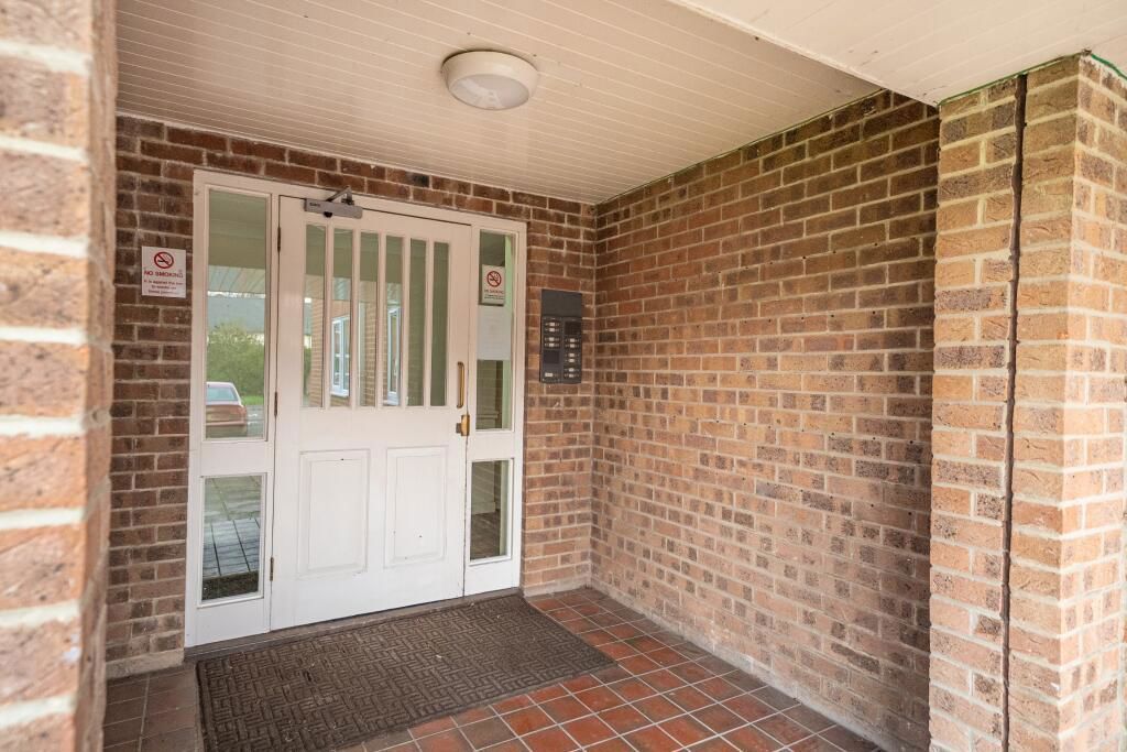 Property photo 3 of 20