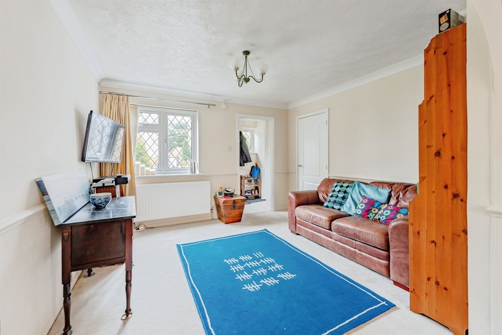 Property photo 2 of 15