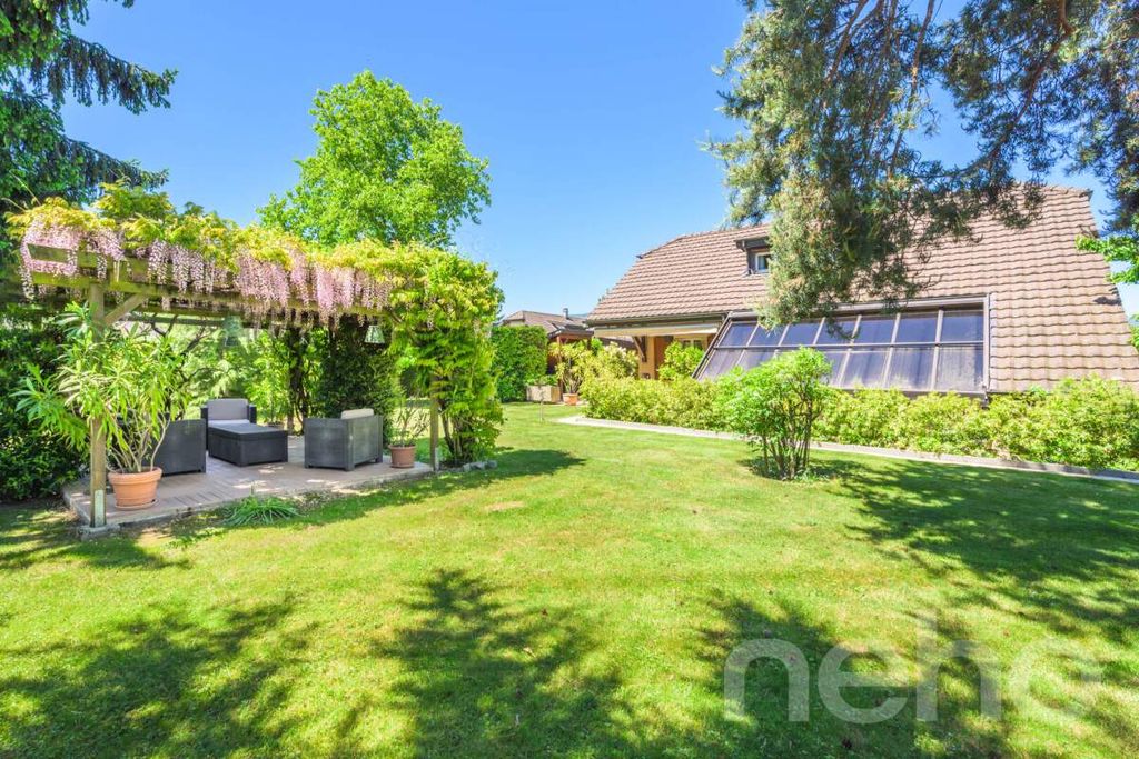 Property photo 3 of 13