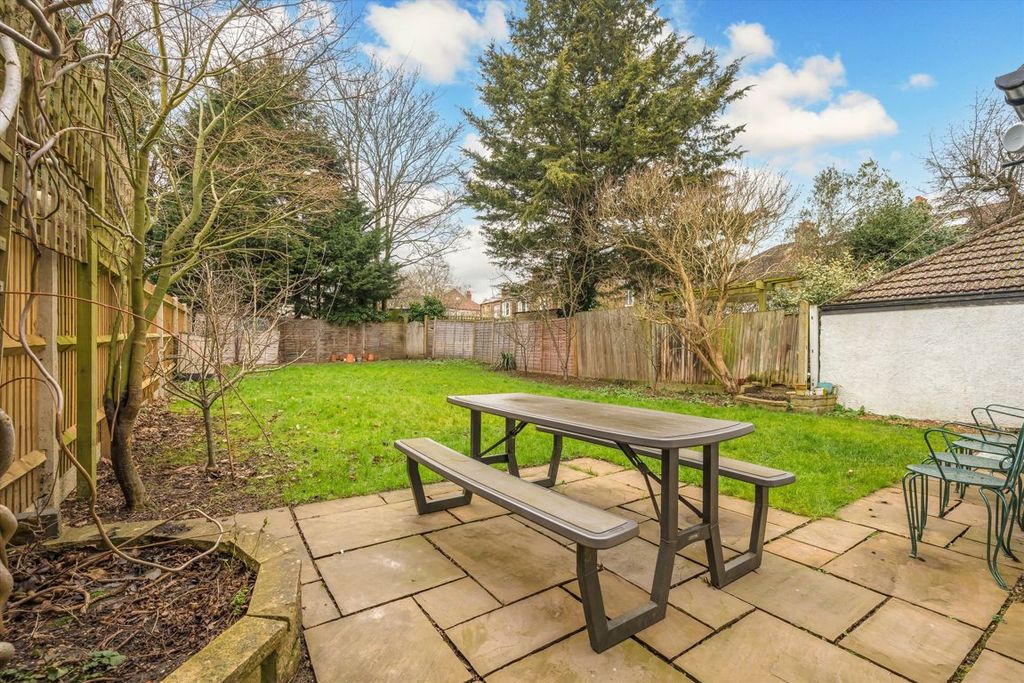 Property photo 3 of 4