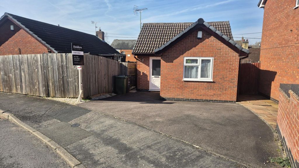 Property photo 1 of 10 1