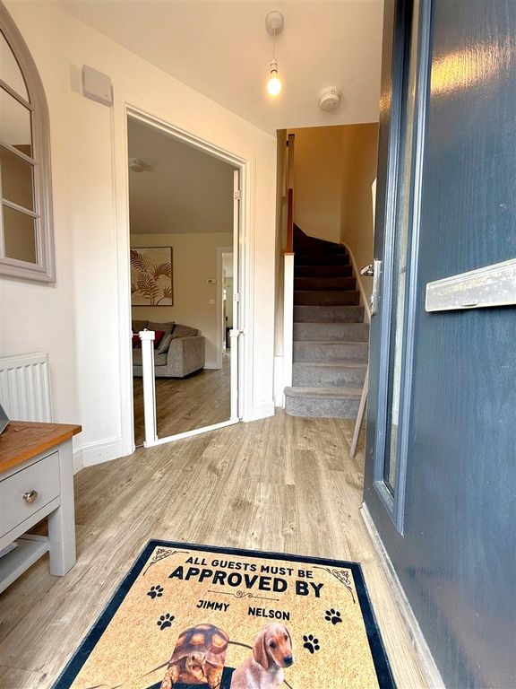 Property photo 3 of 12 Entrance Hall.Jpg