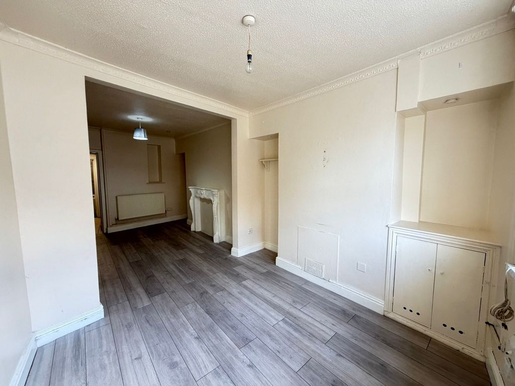 Property photo 2 of 11 Not Specified