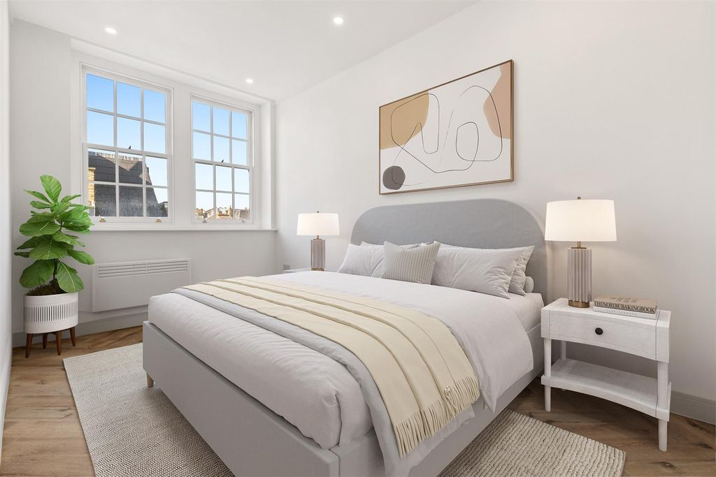 Property photo 3 of 5 Bedroom