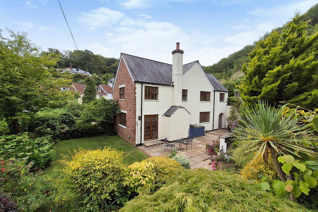 Property photo 1 of 19