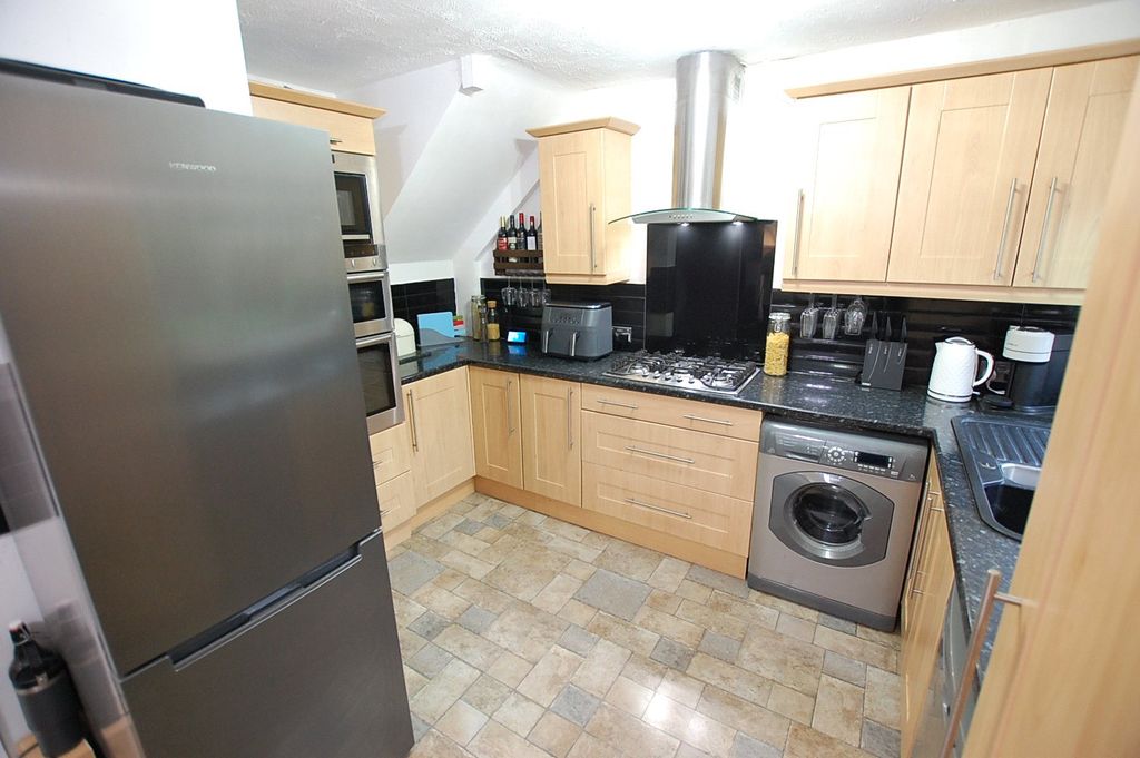 Property photo 3 of 16 Picture No. 01