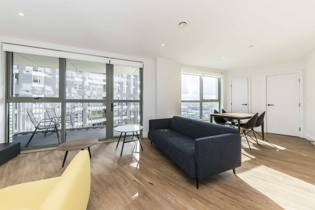 Property photo 1 of 5