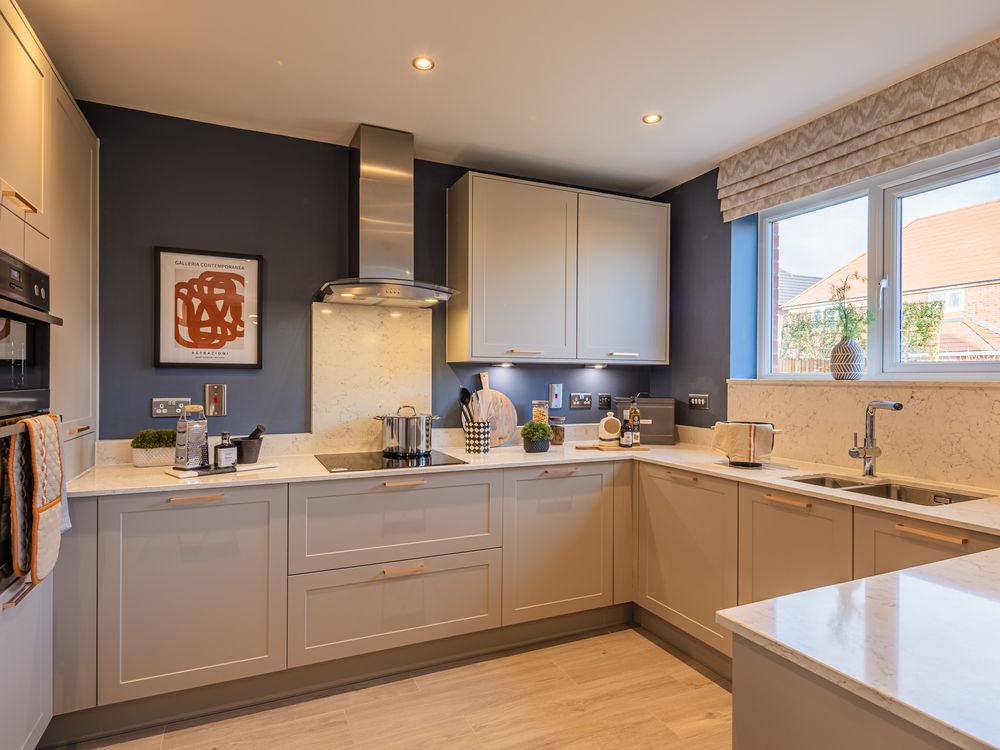 Property photo 2 of 10 Chester - Kitchen 1 - 72208