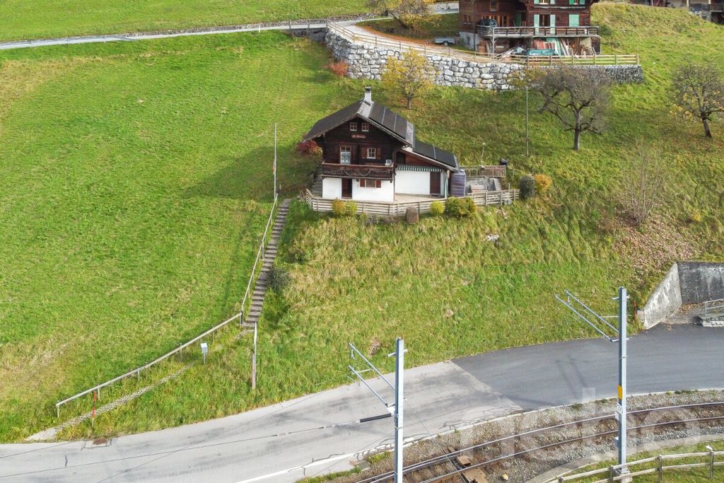 Property photo 1 of 12