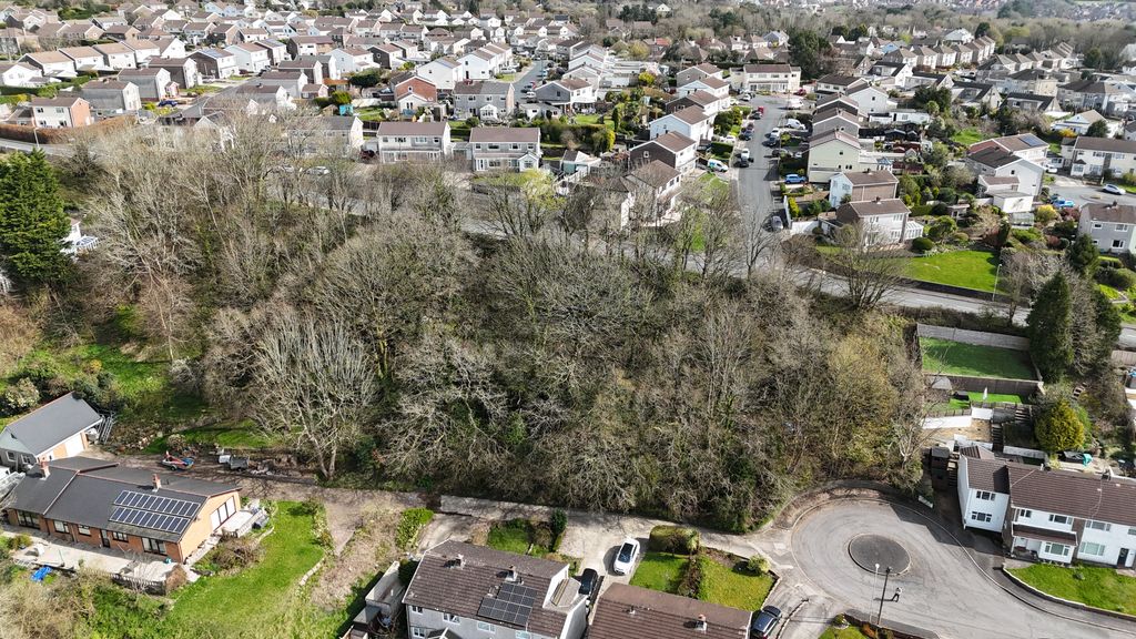 Property photo 3 of 4