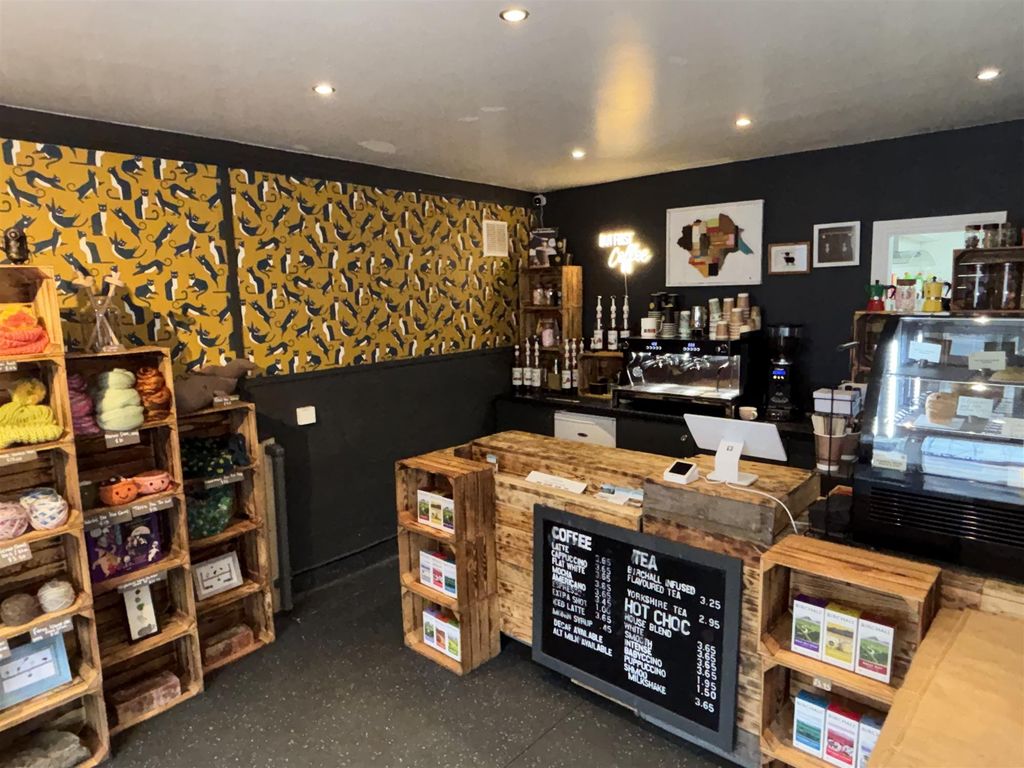 Property photo 1 of 7 Photo 0