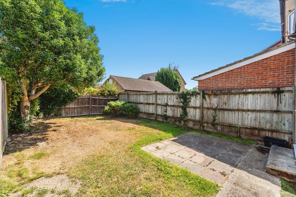Property photo 2 of 16 Photo