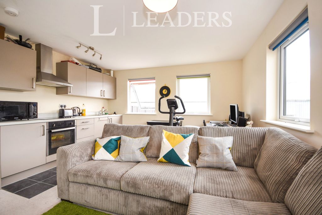 Property photo 1 of 8 F17364A4-54E0-Eb11-B