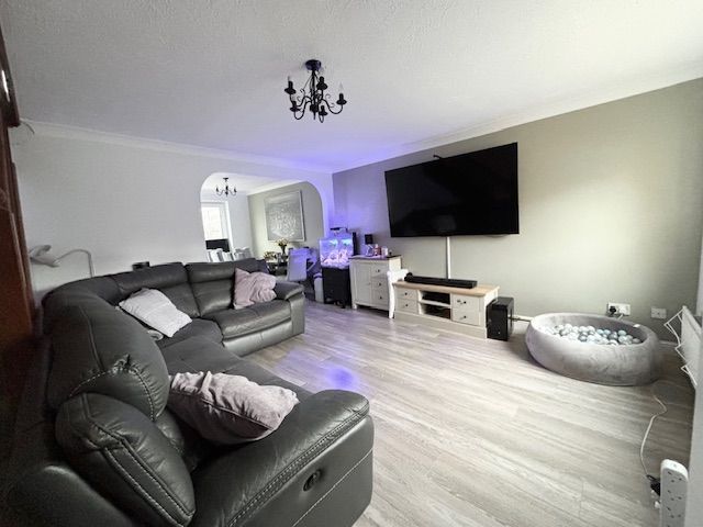 Property photo 2 of 17 Living Room