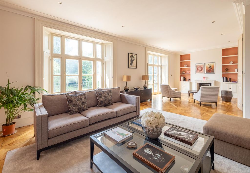 Property photo 2 of 15 7104_019.Jpg