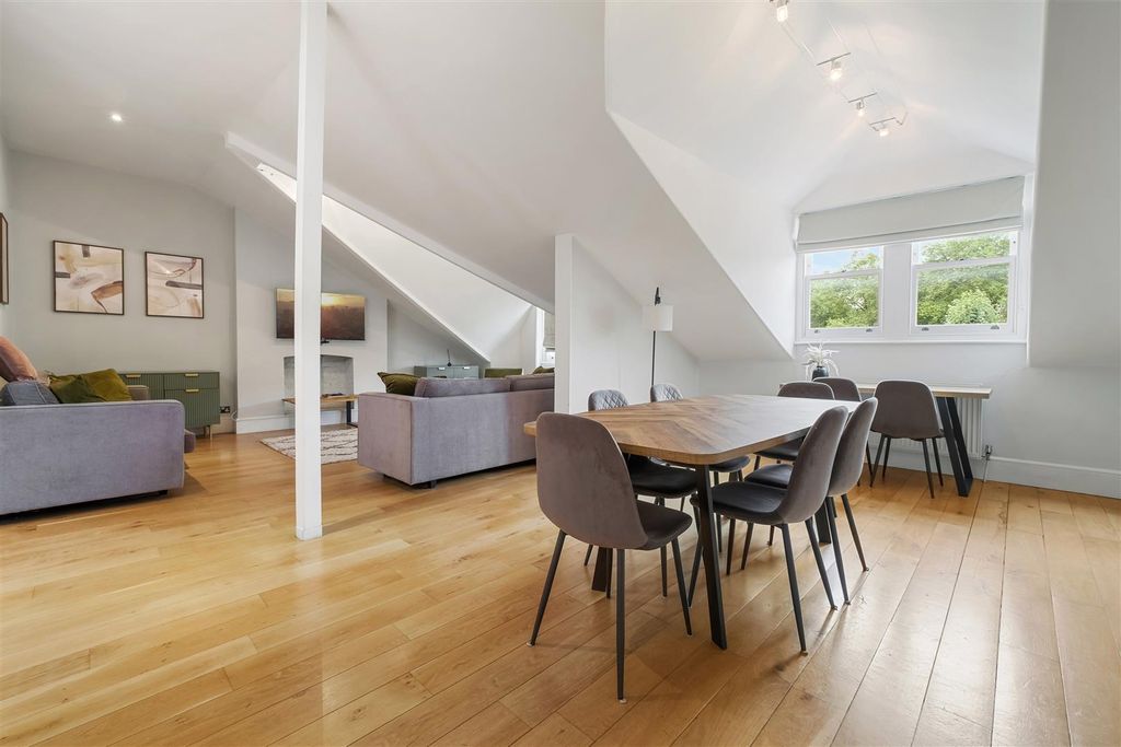 Property photo 3 of 11 3.Jpg