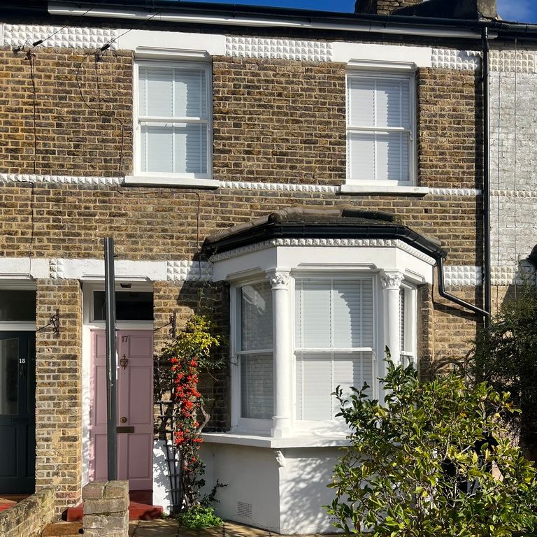 Property photo 1 of 27