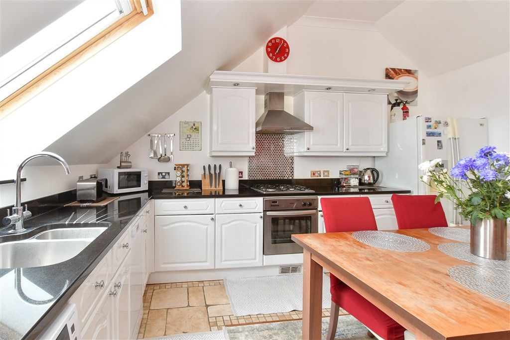 Property photo 1 of 11 Kitchen/ Living Room