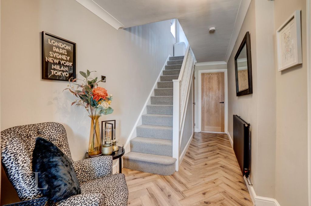 Property photo 3 of 32 B (34).Jpg