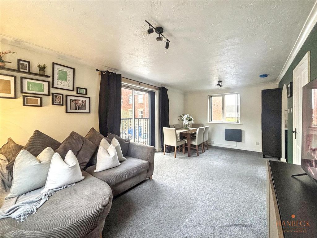 Property photo 2 of 16 Img_3527.Jpg