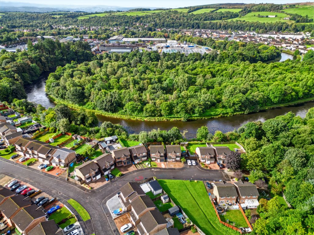 Property photo 2 of 41 Dji_0009