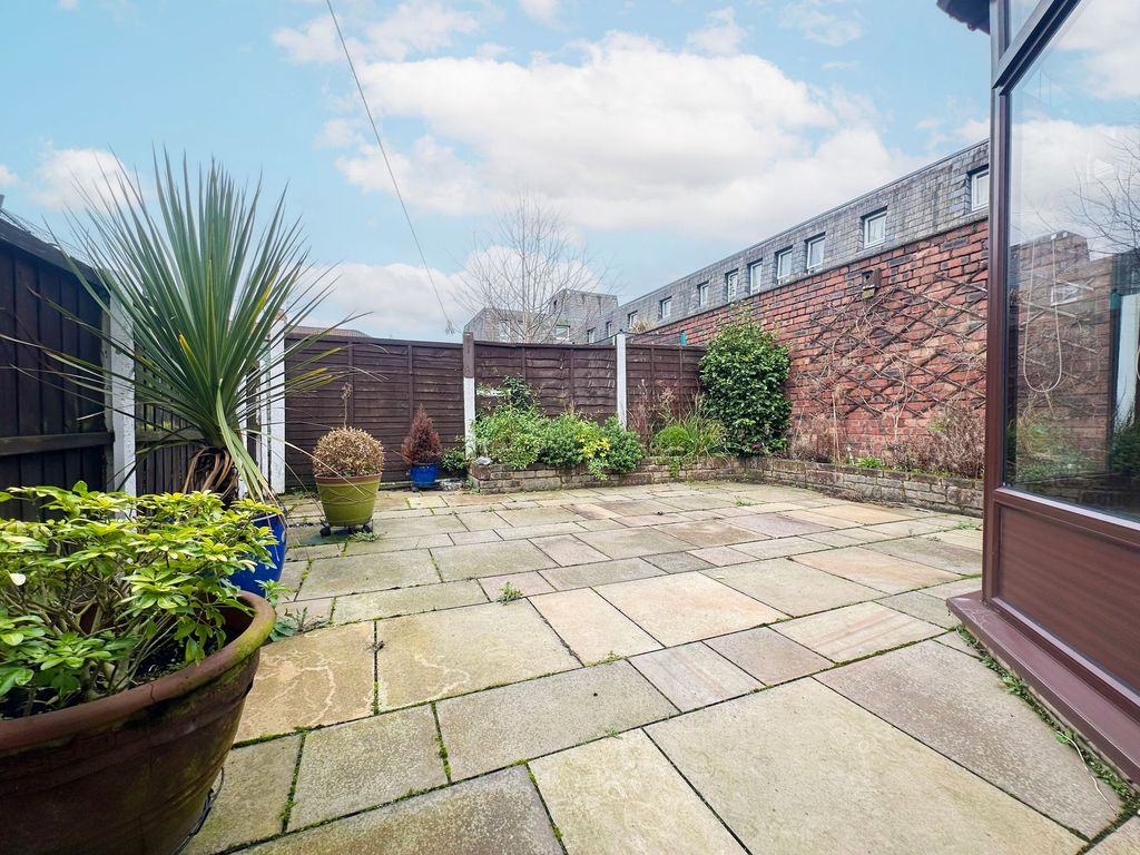 Property photo 3 of 11