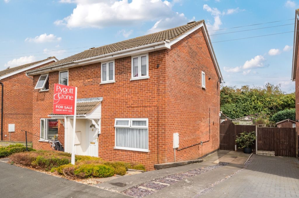 Property photo 1 of 23 2-6A79d2Be86243-1503285-19Febdddf0047-002-2
