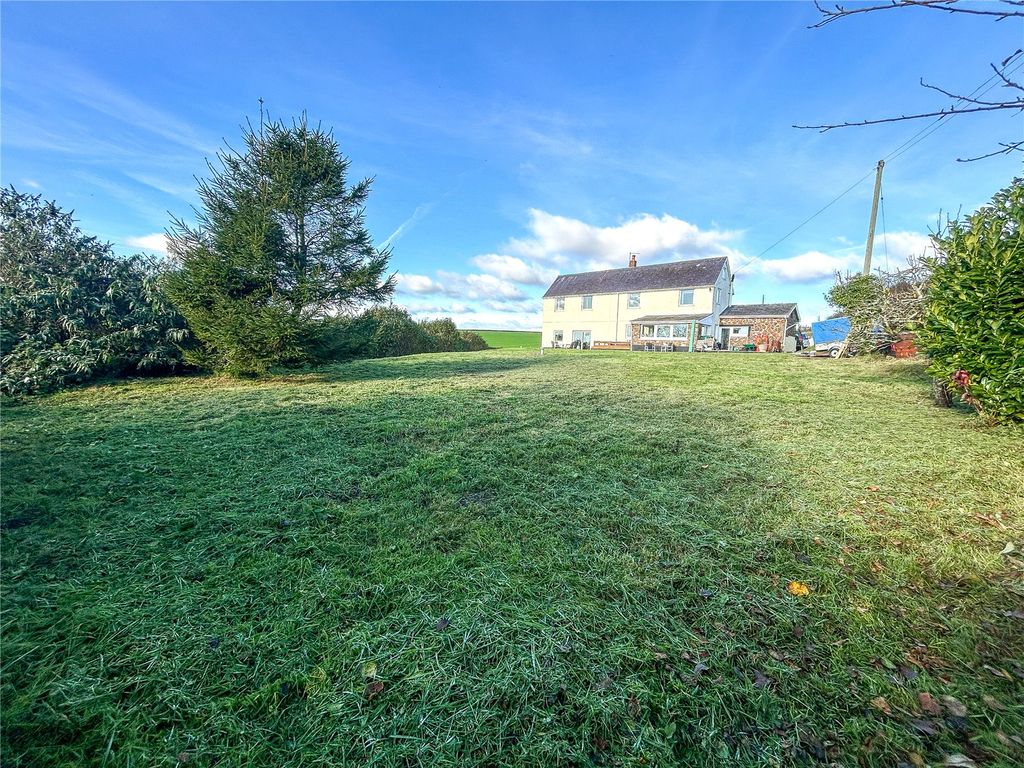 Property photo 1 of 27 Picture No. 20