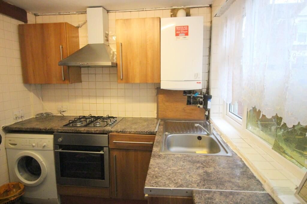 Property photo 2 of 8