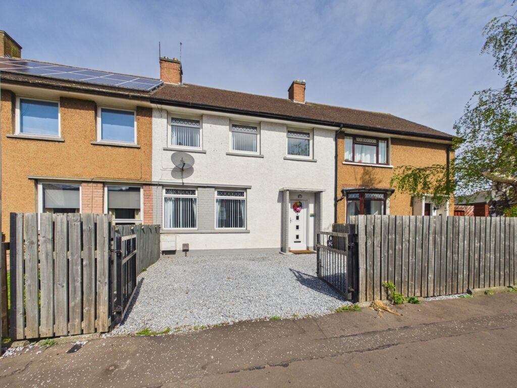 Property photo 1 of 26