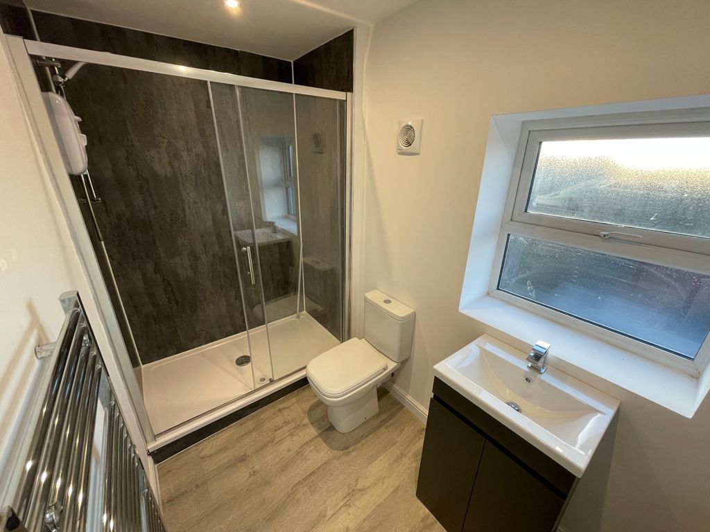 Property photo 3 of 3 Shower Room