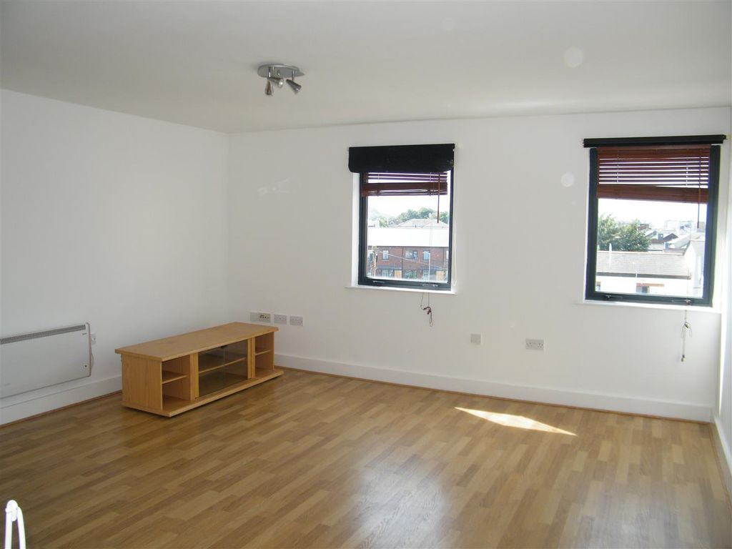 Property photo 2 of 5 069.Jpg