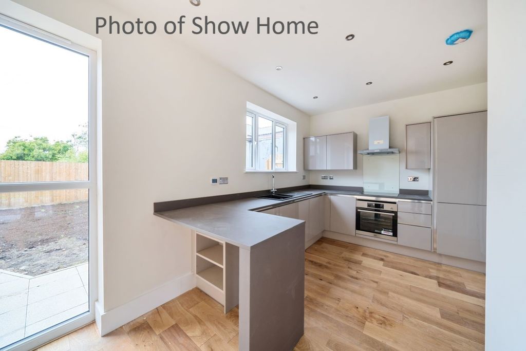 Property photo 3 of 7 1136359 (17)