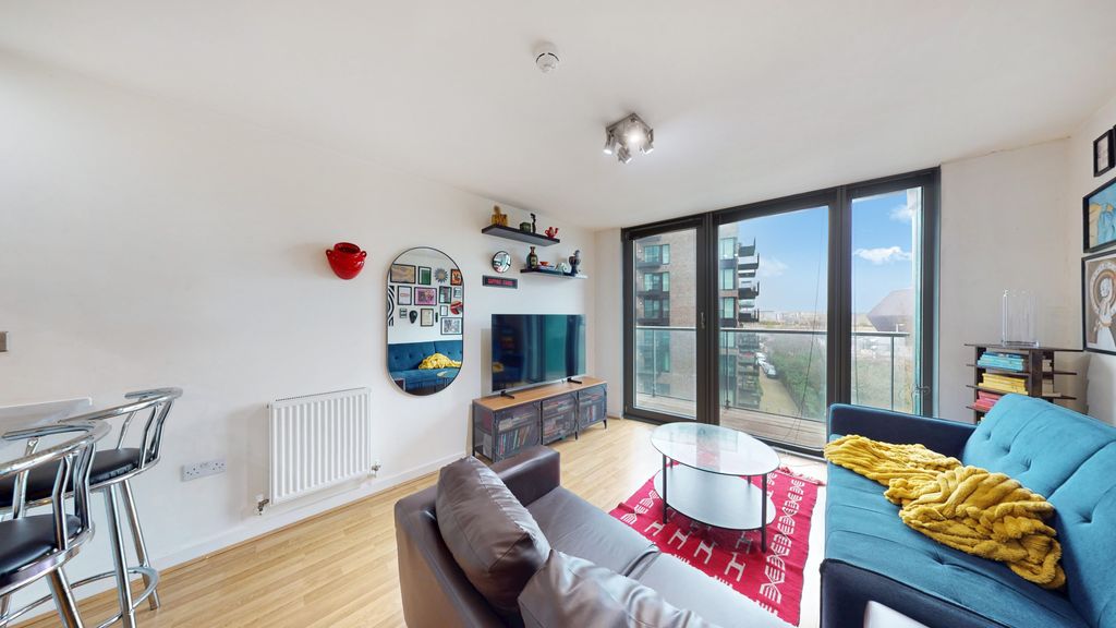 Property photo 3 of 16