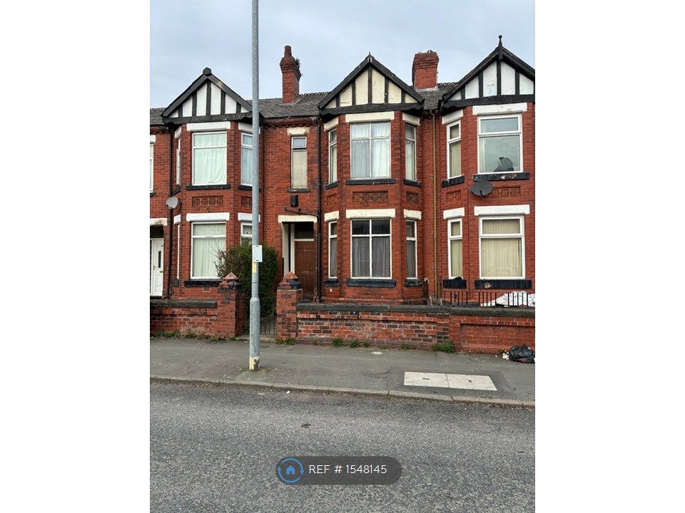 Property photo 1 of 20 The House On Daisy Bank Road