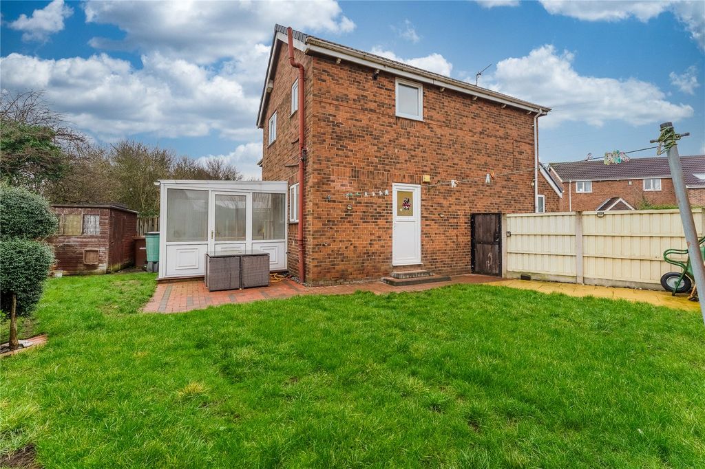 Property photo 2 of 22 Picture No. 27